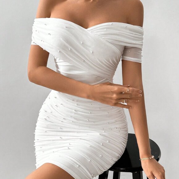 White Elegant Women's Off Shoulder Short Sleeve Graduation Dress - Picture 4 of 6